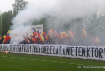 PL: Pogoń Leżajsk - Unia Nowa Sarzyna. 2017-04-30