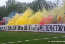 PL: Pogoń Leżajsk - Unia Nowa Sarzyna. 2017-04-30