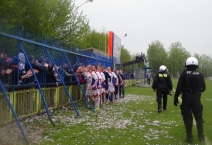 PL: Pogoń Leżajsk - Unia Nowa Sarzyna. 2017-04-30