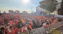D: Albania fans in Dusseldorf. 2024-06-24